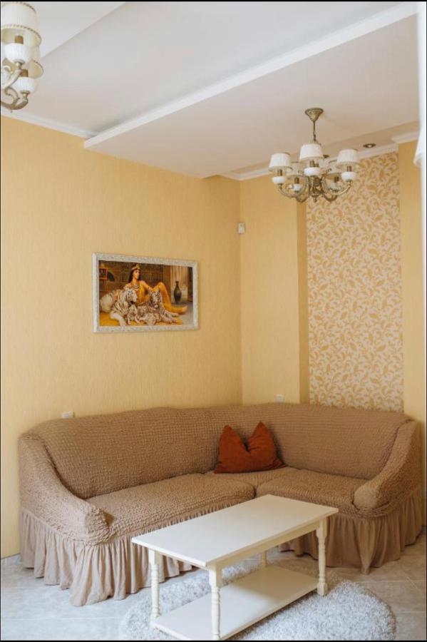 Central Lviv House Esterno foto
